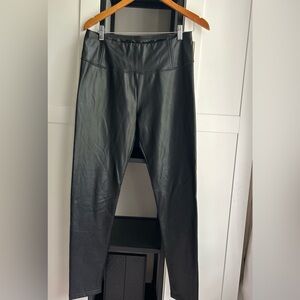 Black faux leggings. By Bagstelle Collection size L.